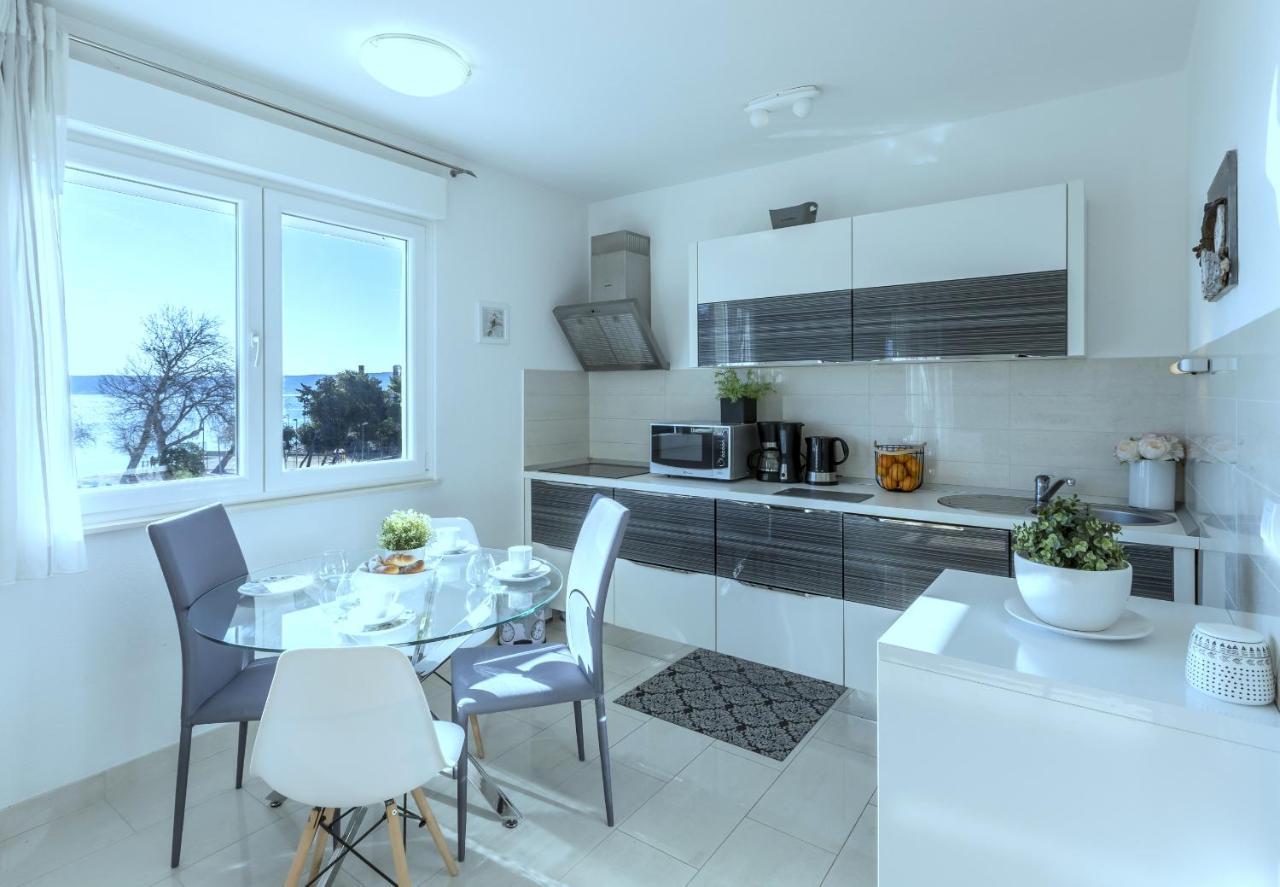 Iris Beach Apartments Kaštela Exterior foto